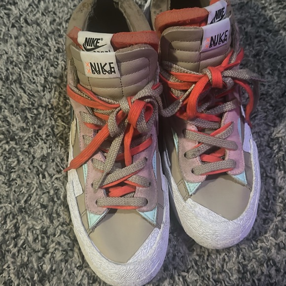Nike
x sacai x Kaws Blazer Low "Reed" sneakers. Size 10. - Picture 2 of 7
